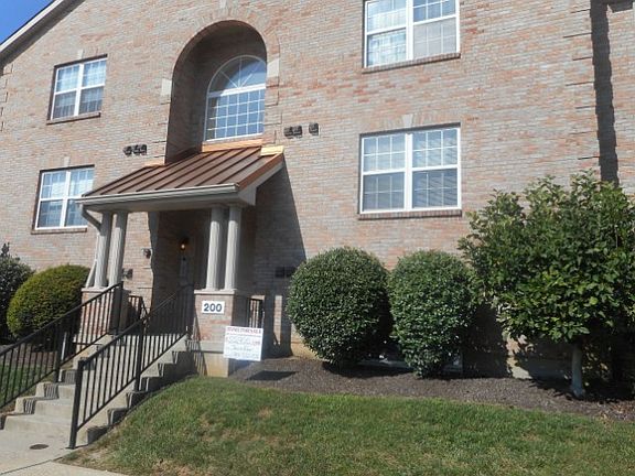 2nd image of 209 Ashley Village Dr