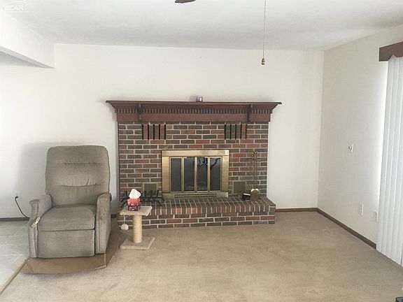 5th image of 6250 King Arthur Dr