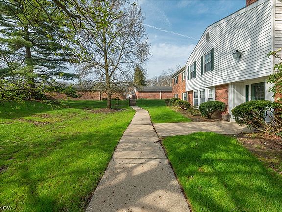 5th image of 7005 Carriage Hill Dr APT 104