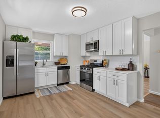 221 79th Way NE, Fridley, MN 55432