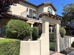 323 E Washington Ave, Sunnyvale, CA 94086