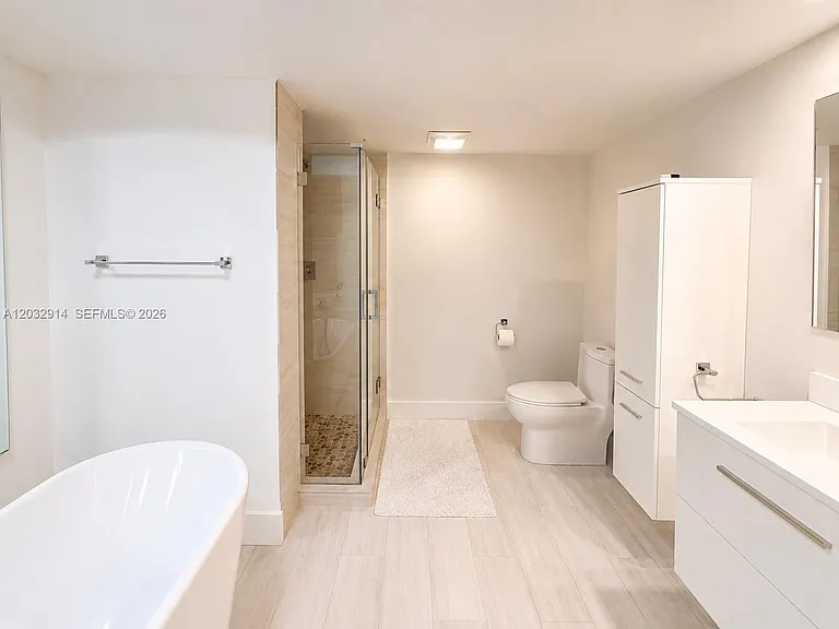 1865 S Ocean Dr #8I — Photo 16
