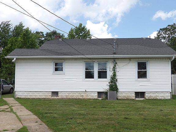 4th image of 1001 E Walnut St