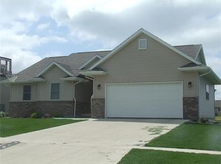 415 Council St, Anamosa, IA 52205
