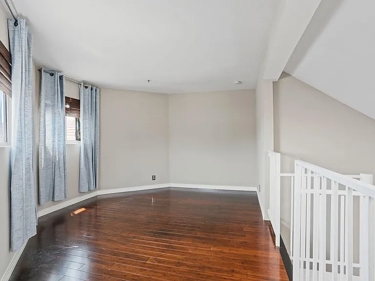 501 E Del Mar Blvd #311 — Photo 9