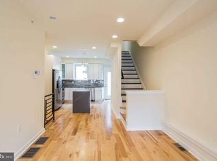 806 N Burns St #1, Philadelphia, PA 19130