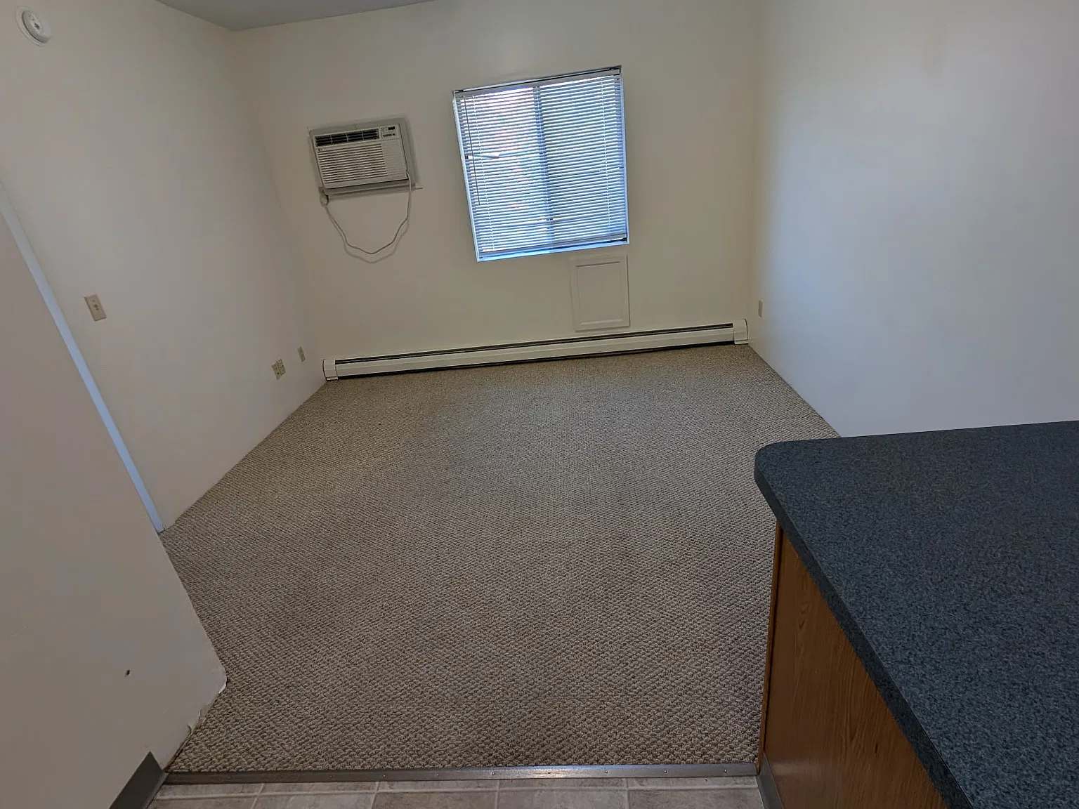1 bed, $1,400 — Photo 4