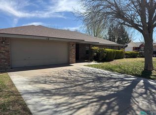 13 Isla Ct, Roswell, NM 88201