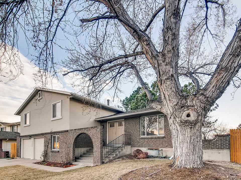 2nd image of 7256 W 83rd Way