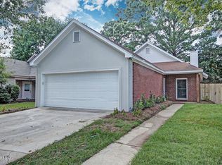 307 Pelahatchie Shore Dr, Brandon, MS 39047