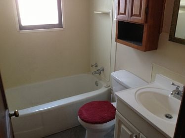 2nd image of 415 Estelle Ave