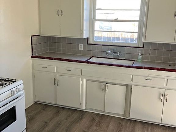 4th image of 5029-5031 35th St