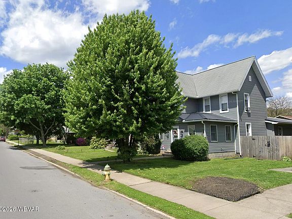 2nd image of 1532 W 4th St
