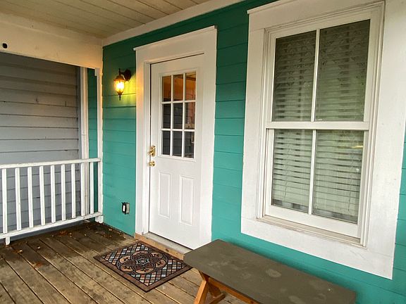 2nd image of 216 W Anderson St #A