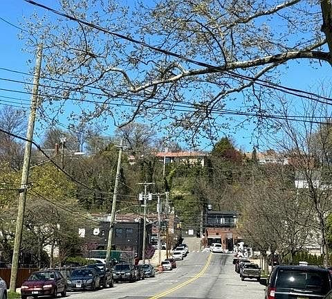 5th image of 23 Buel Ave