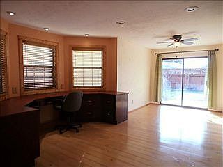 4th image of 4912 Roberts Dr