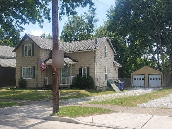 3rd image of 817 W Highland Ave