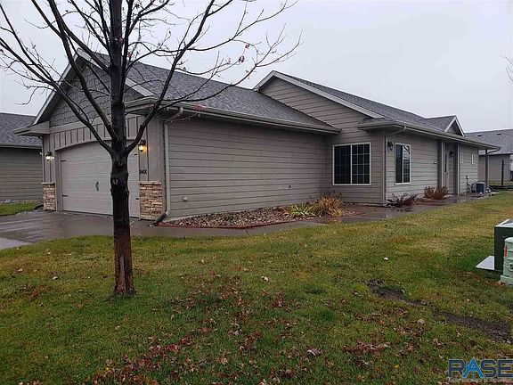 2nd image of 8400 W Bentreed Pl