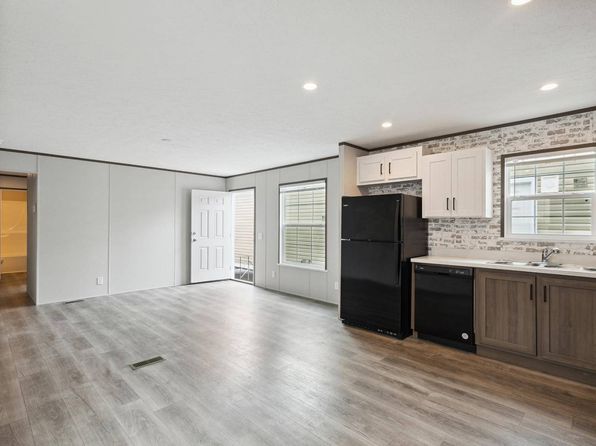 19 Sundale Trailer Ct