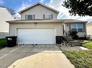7879 Bauman Ave, Omaha, NE 68122