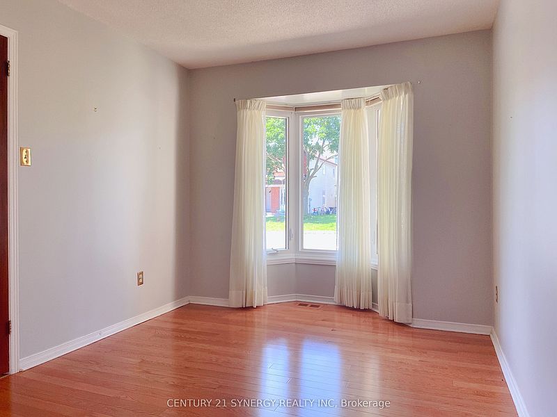 Ottawa House for rent - 3 Bedrooms — photo 2