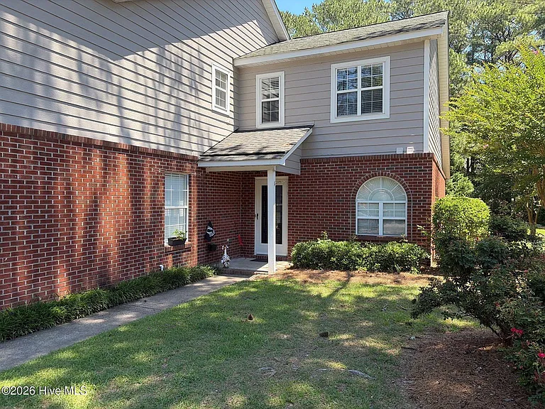 2708 Townes Dr — Photo 4