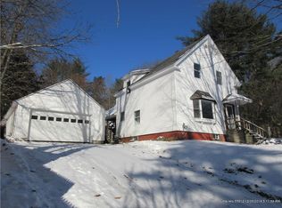 21 Hazel St, Auburn, ME 04210