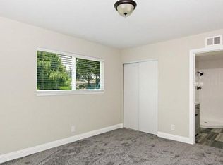 1353 S Rimhurst Ave, Glendora, CA 91740