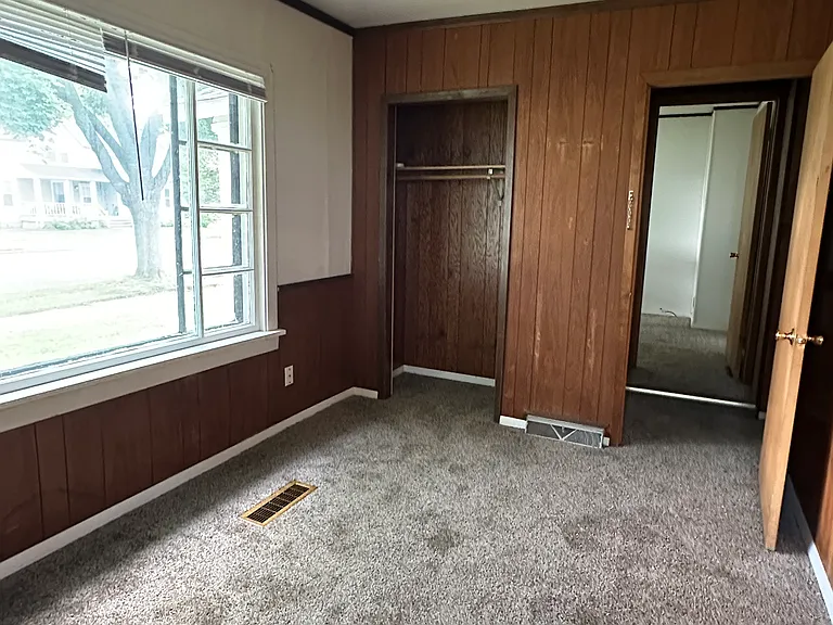 528 Niagara St — Photo 19