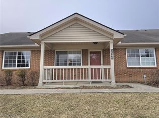 3546 Colony Hill Dr, Zanesville, OH 43701