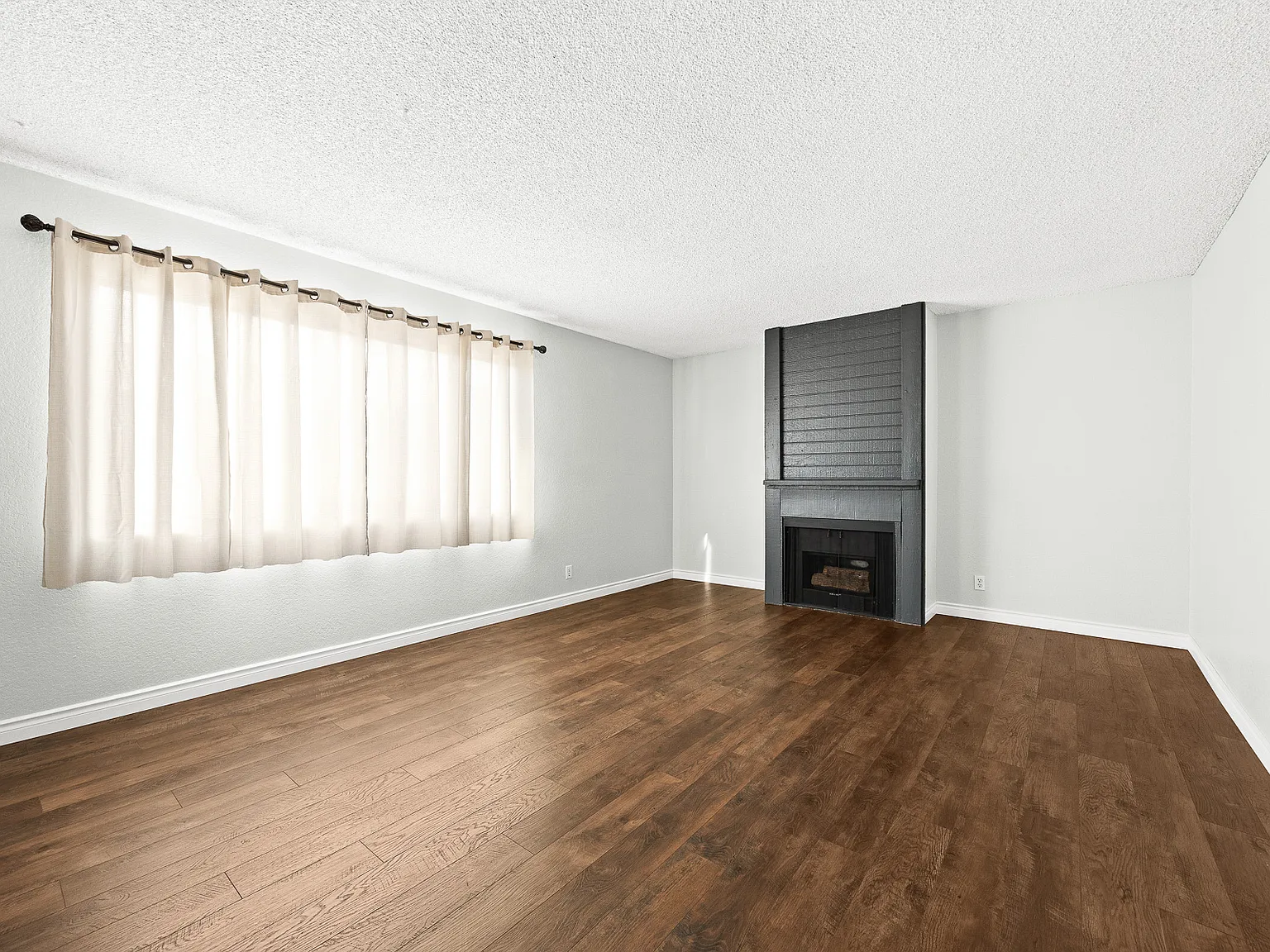 3 bed, 1536 sqft, $3,500 — Photo 4