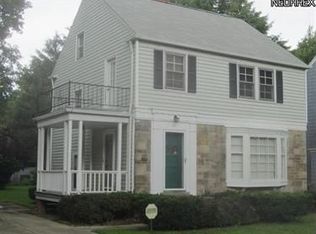 868 Beverly Rd, Cleveland Heights, OH 44121