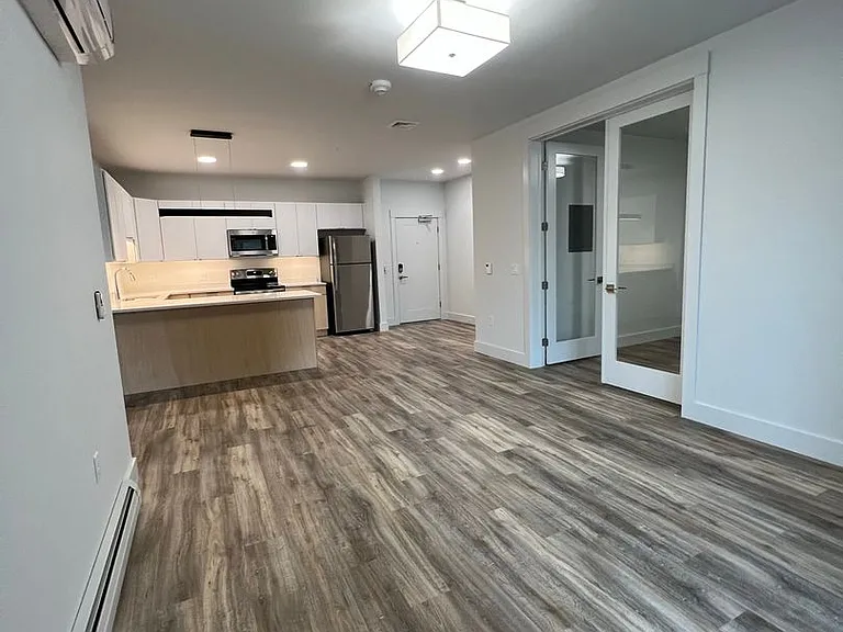 121 Shea Dr — Photo 53