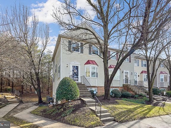 2nd image of 4213 Stockbridge Dr