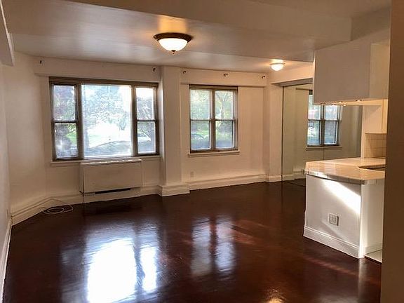 5th image of 8800 Boulevard E #1M