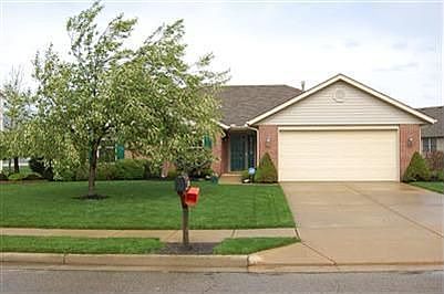 1st image of 2533 Renwick Way