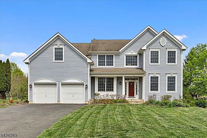 17 Spyglass Rd