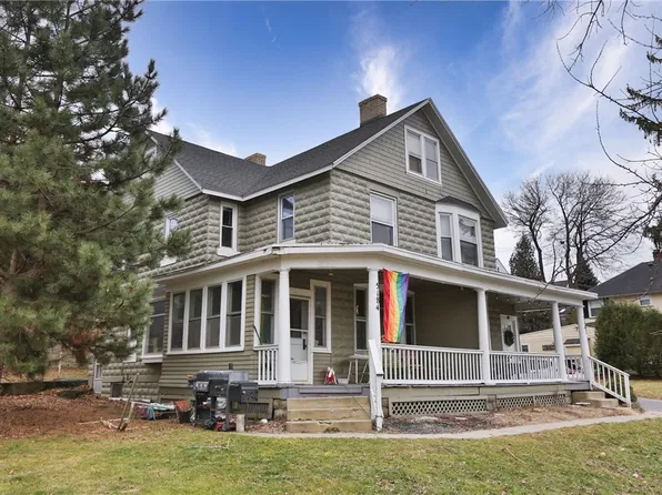 5184 Saint Paul Blvd, Rochester, NY 14617