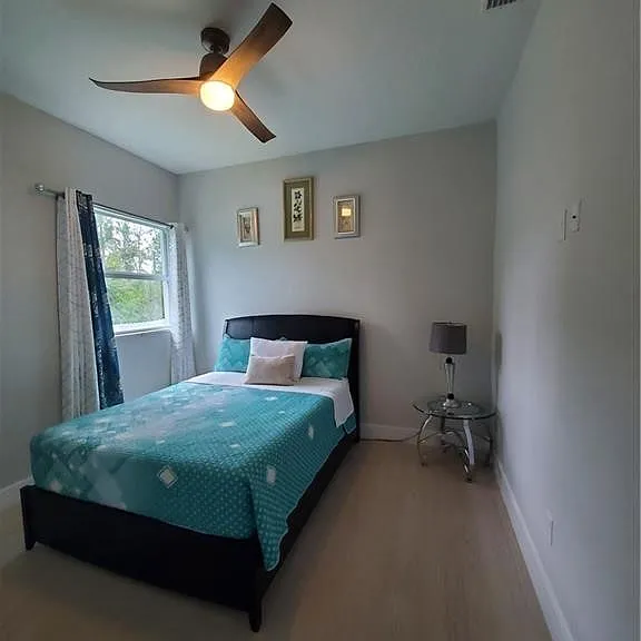 603 W 9th St — Photo 15