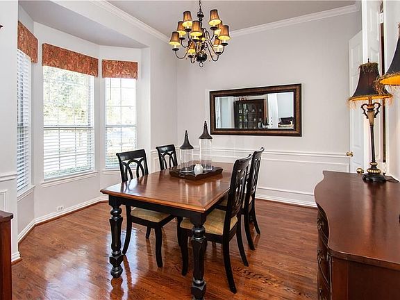 5th image of 9209 Royal Burgess Dr