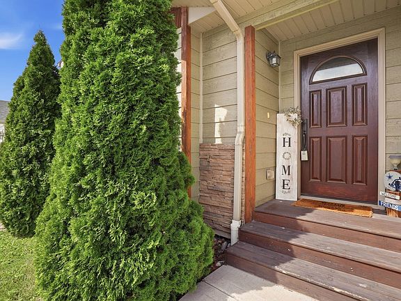 4th image of 4039 Sand Cherry Ln