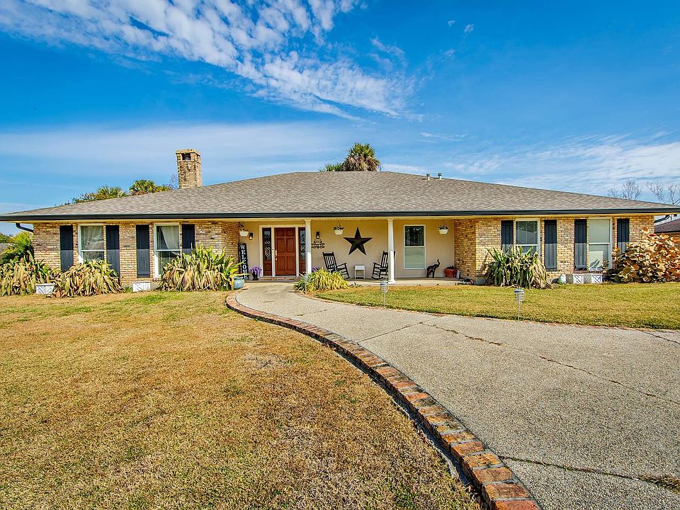 1st image of 4011 Kerr Dr