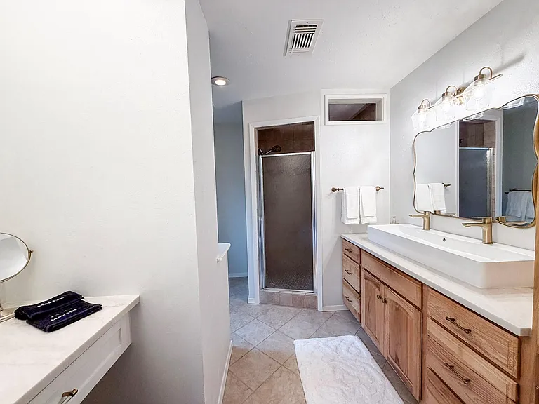 29 Pinewood Forest Ct — Photo 14