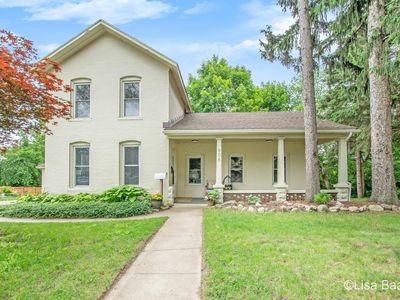 906 Coldbrook St NE, Grand Rapids, MI, 49503