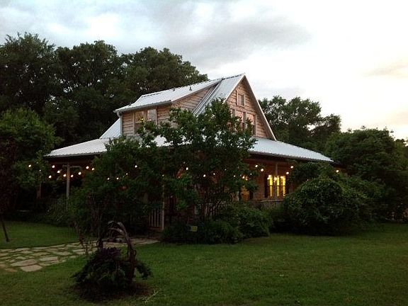 2nd image of 109 Adelia Dr