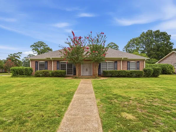 5966 Sherborne Dr, Columbus, GA 31909