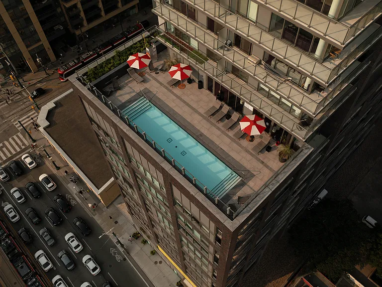 57 Spadina Ave — Photo 29