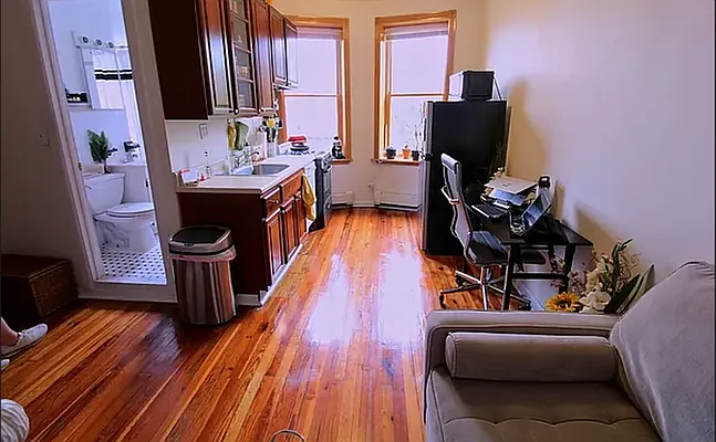 Rented by REMAX Elite | media 13