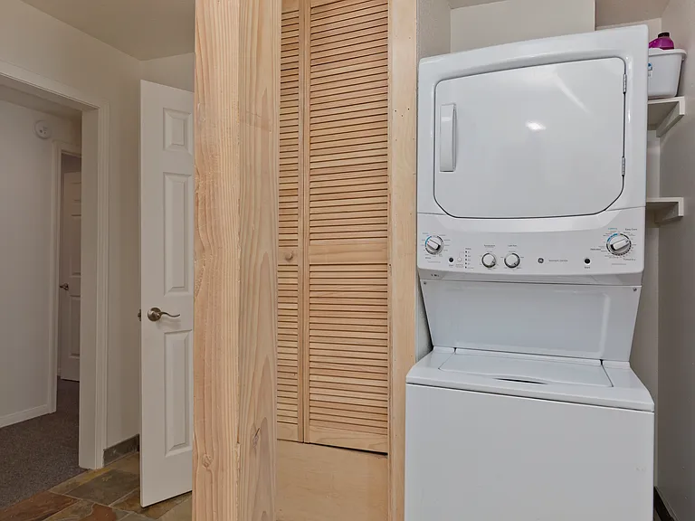 54 Alpine Cir — Photo 24