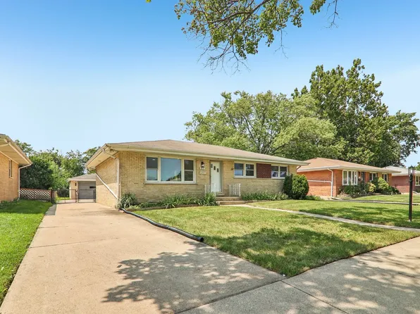812 N Lincoln St, Addison, IL 60101